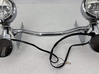 1999 - 2006 Harley-Davidson Touring Electra Glide Classic Front Turn Signal Indicators Aux Light Bar 68712-94A