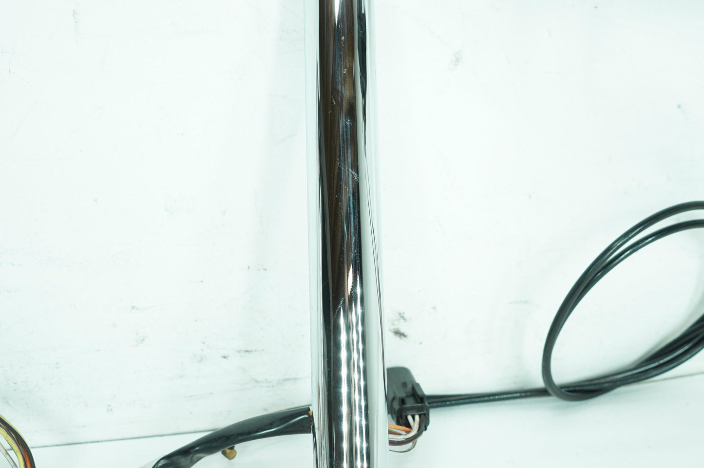 2007 - 2014 Harley-Davidson Dyna Super Glide Custom Handlebars Left Right Switches Controls 56102-99
