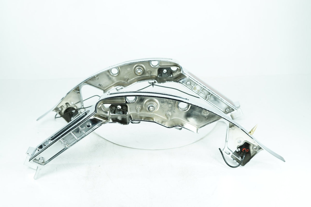 14 Harley Touring Electra Glide Ultra Left Right Saddlebag Fender Struts Bracket