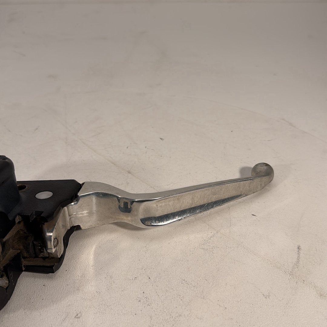2017 - 2026 Harley-Davidson Softail Heritage Classic 114 Front Right Brake Lever Master Cylinder 41700233