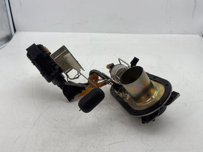 2007 Harley Touring FLHTCU Electra Glide Ultra OEM Gas Gasoline Fuel Petrol Pump Sending