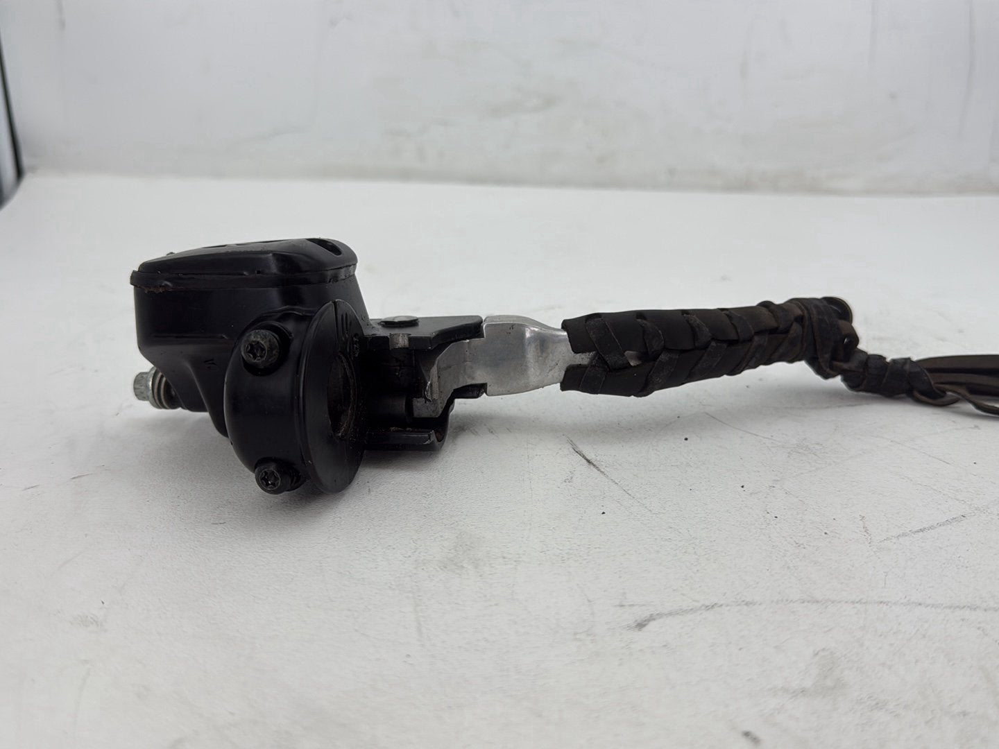 1998 Harley Road King Touring FLHRCI Classic OEM Front Right Brake Lever Master Cylinder