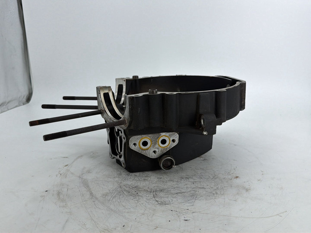 2005 Harley Touring FLHTCUI Electra Glide Ultra OEM Crankcase Shaft Engine Motor Cover