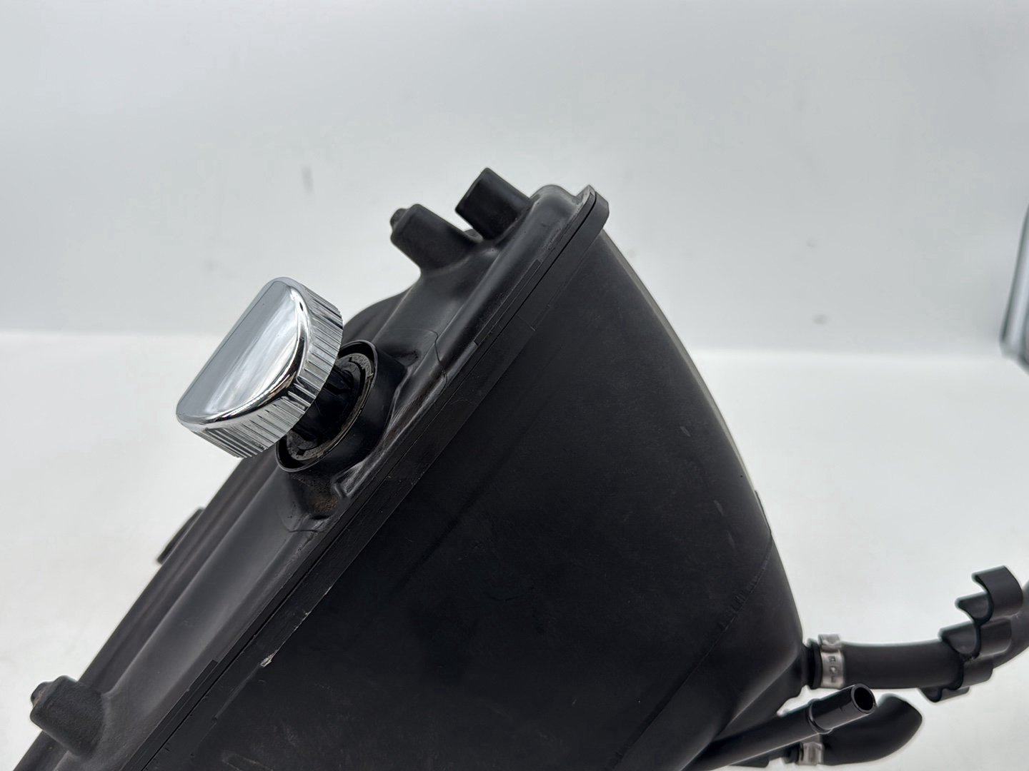 2004 - 2013 Harley-Davidson Sportster 883 Custom Oil Tank Reservoir Bottle Canister & Dipstick 62888-04A