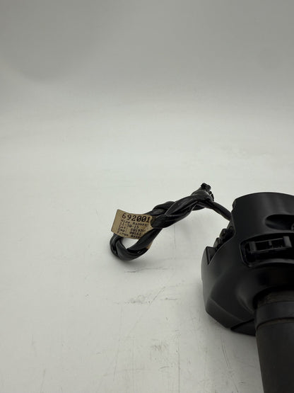 2008 - 2016 Harley-Davidson Touring Street Glide Left Turn Signal Headlight Switches Controls 71500128A