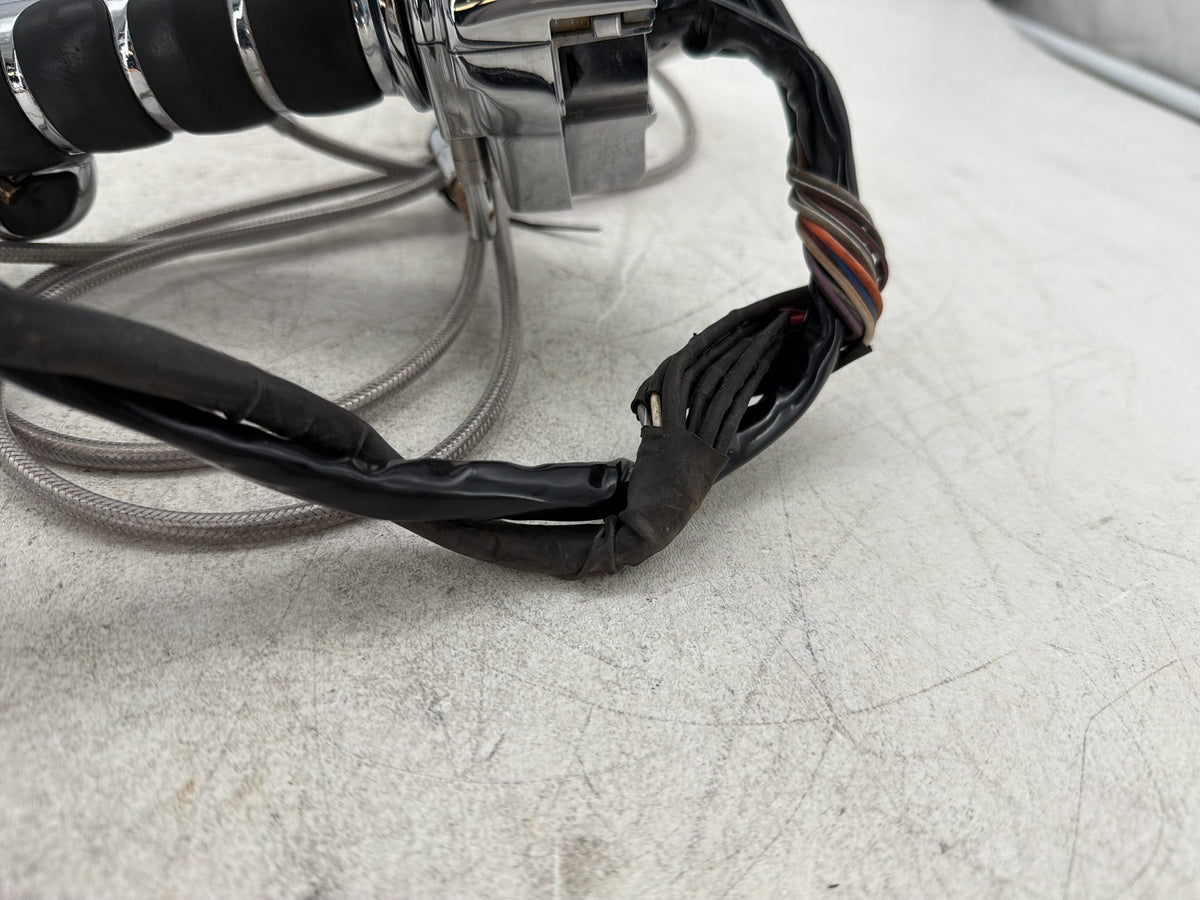 2004 Harley Electra Glide Touring OEM Right Engine Start Kill Switches Controls