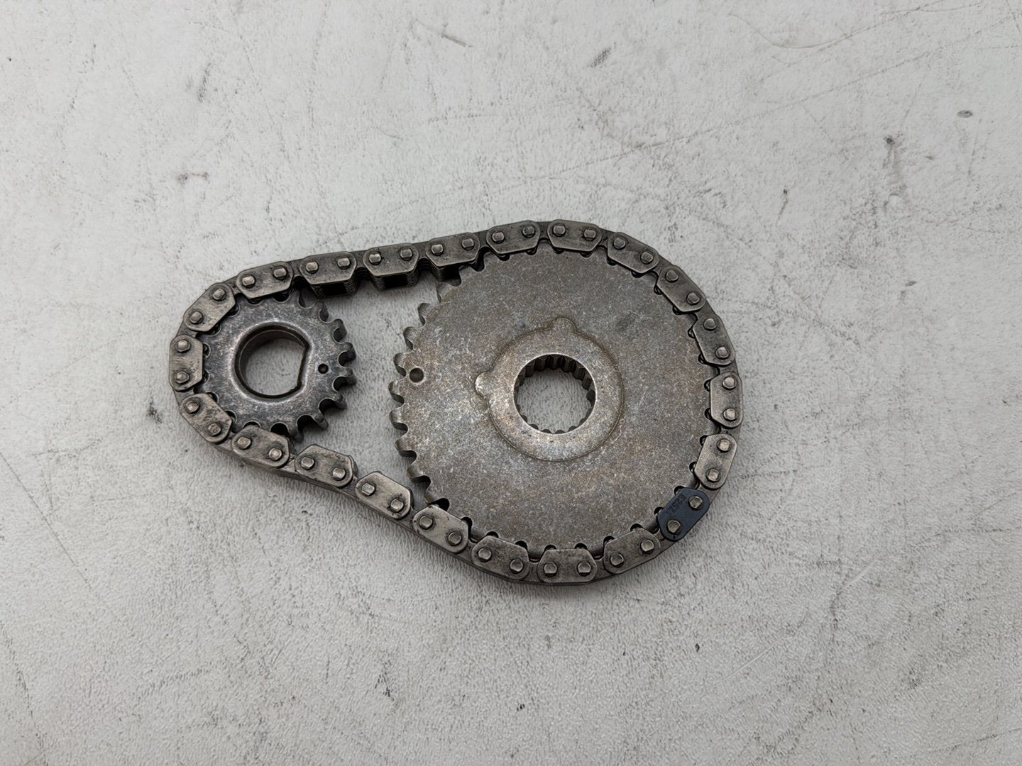 2006 Harley Touring FLHTCI Electra Glide Classic OEM Engine Motor Lower Timing Chain Guide