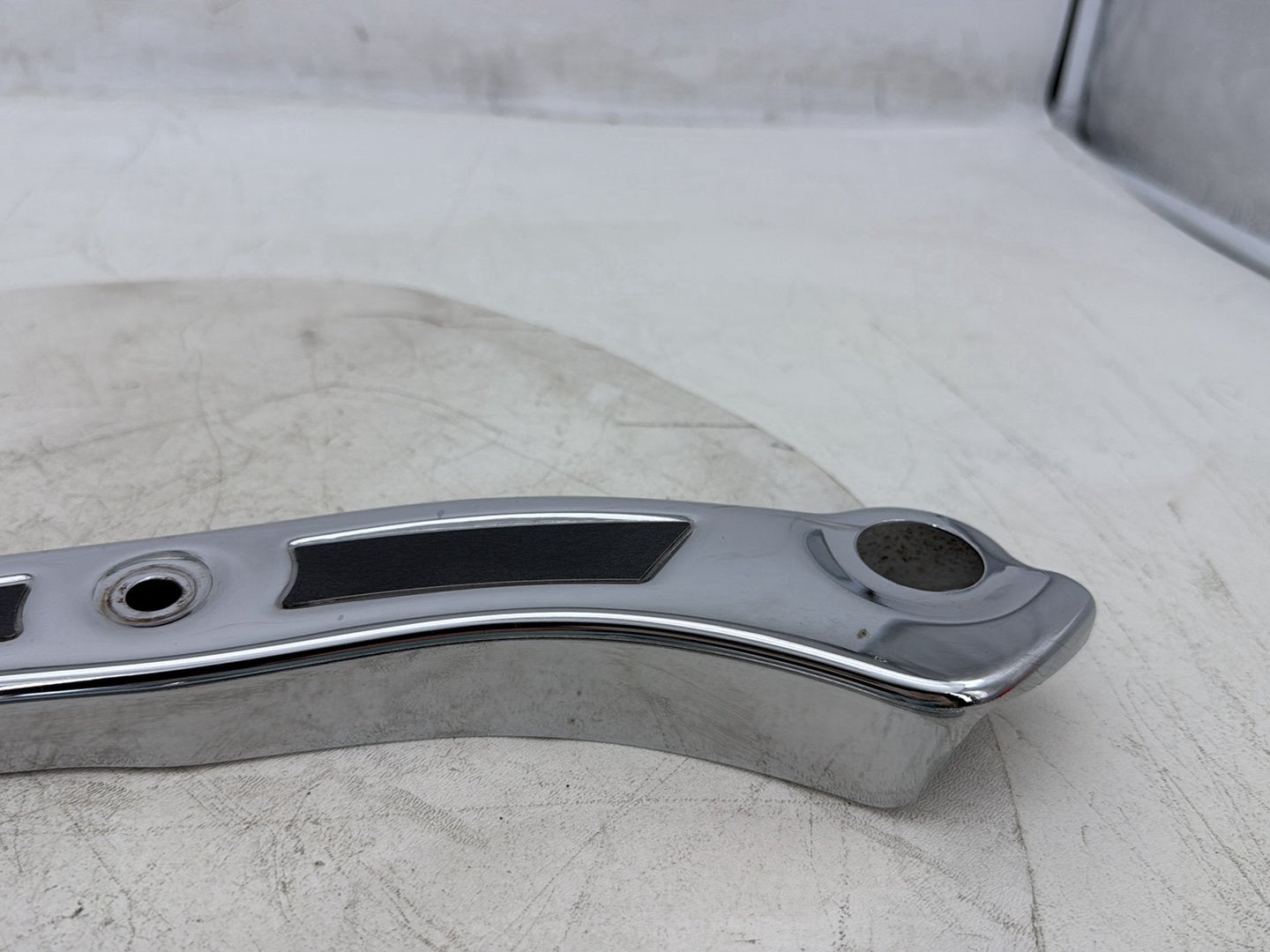 2015 Harley Dyna Low Rider FXDL OEM Rear Left Right Fender Struts Bracket