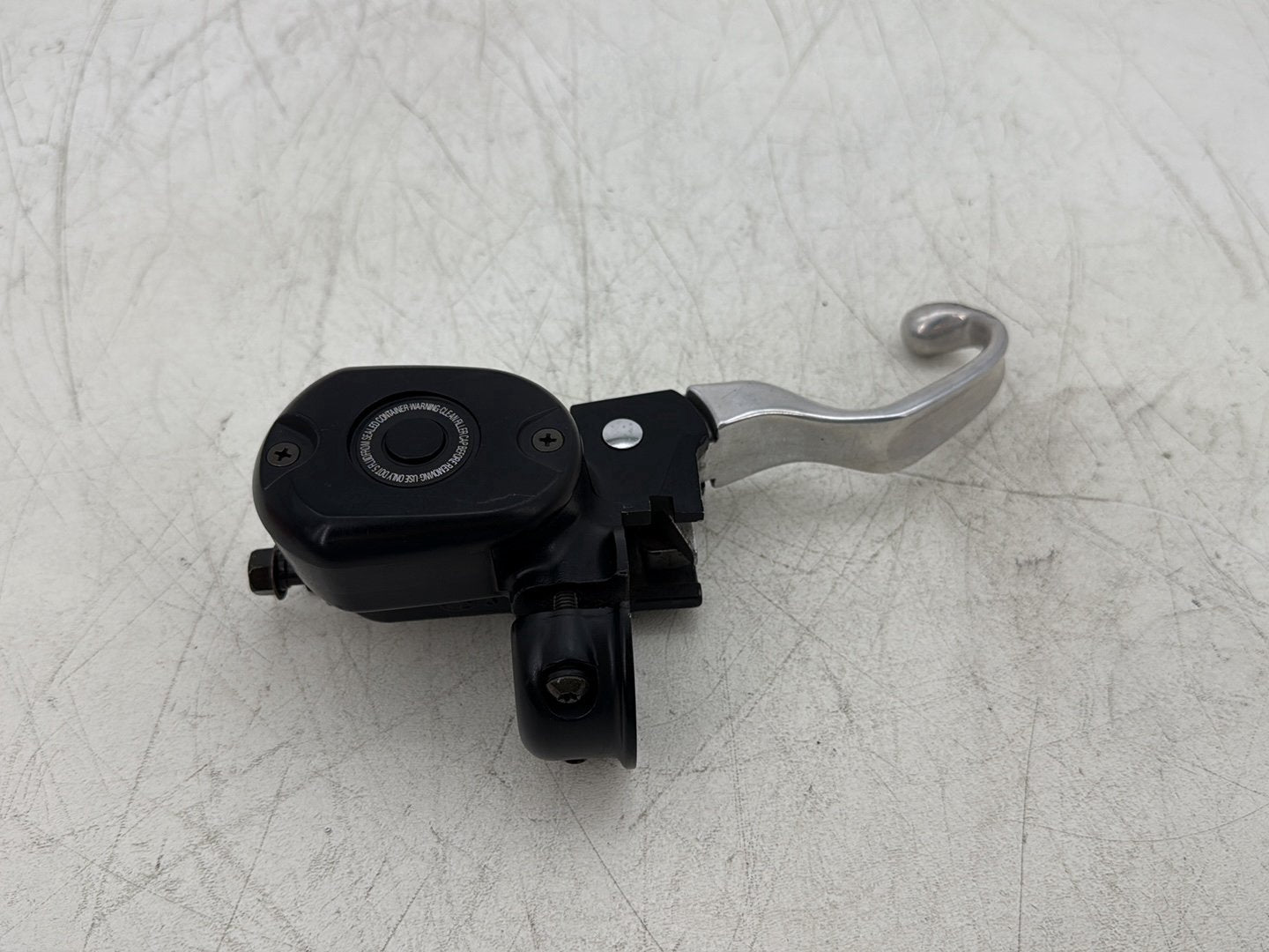 2006 Harley Sportster XL883L 883 Low OEM Front Right Brake Lever Master Cylinder
