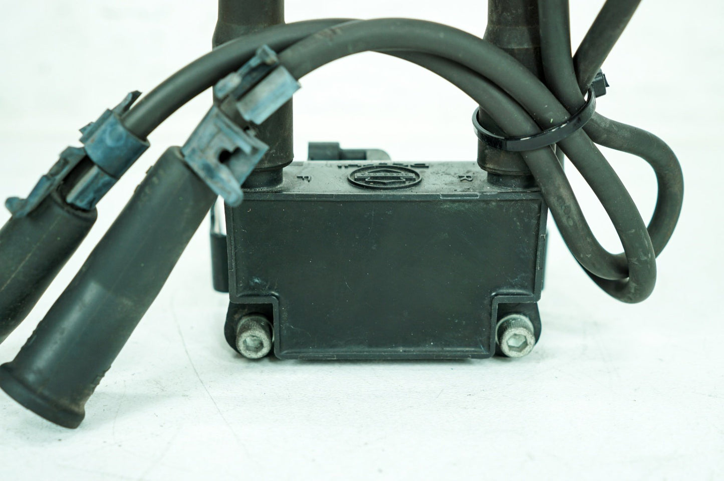 2007 - 2011 Harley-Davidson Touring Street Glide Ignition Coil Spark Plugs Cable 31696-07A