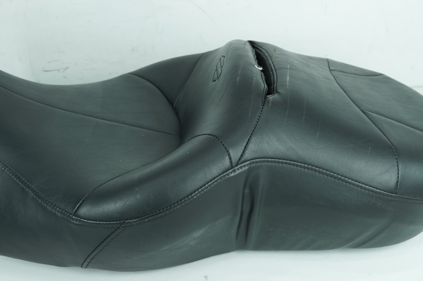 2012 - 2016 Harley-Davidson Touring Electra Ultra CVO Passenger Rider Driver Seat Saddle 52000080