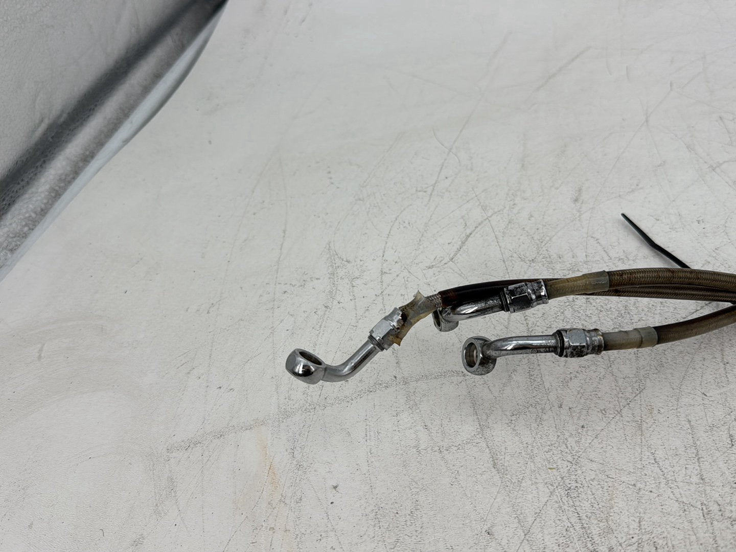 1995 Harley Road King Touring FLHR OEM Front Brake Hose Line Pipe