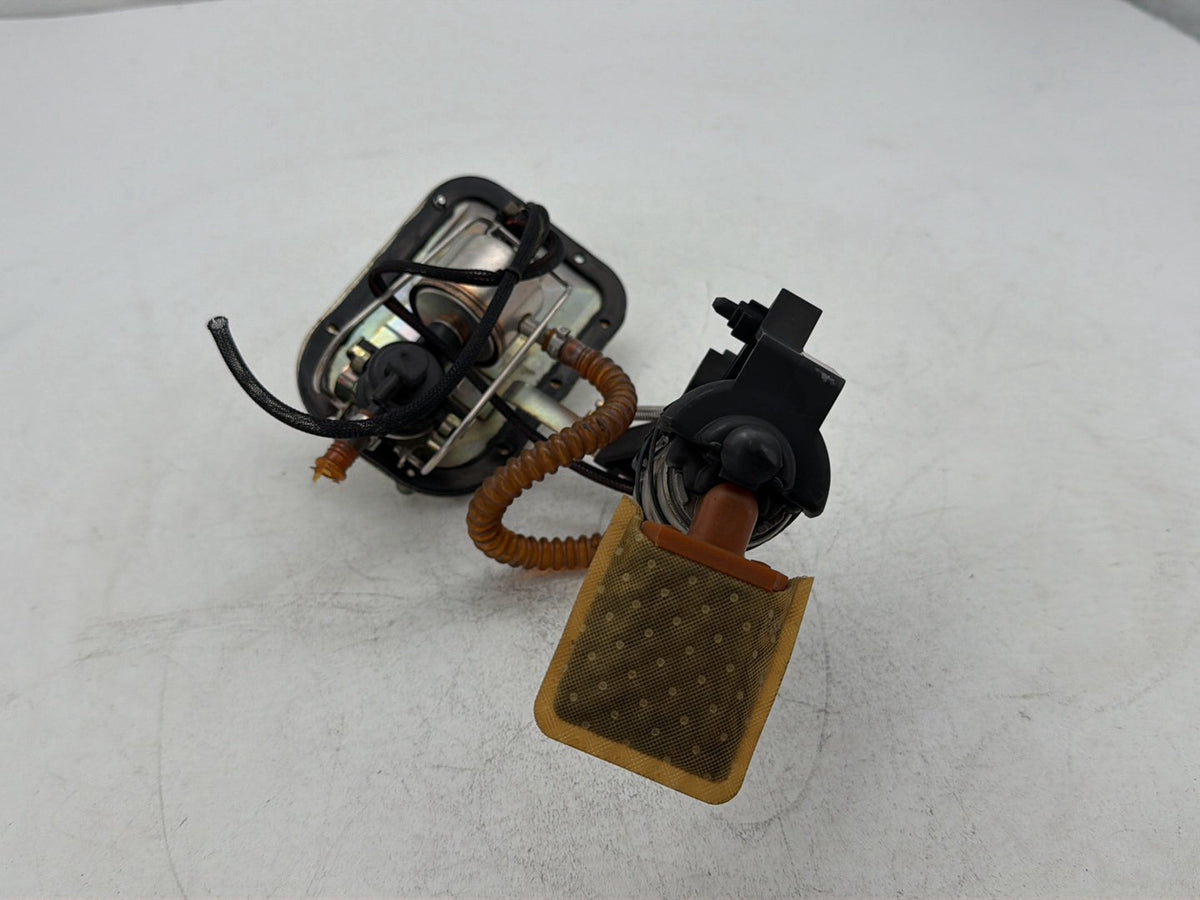 2007 Harley Softail Standard FXST OEM Fuel Pump Gas Gasoline Petrol Sending