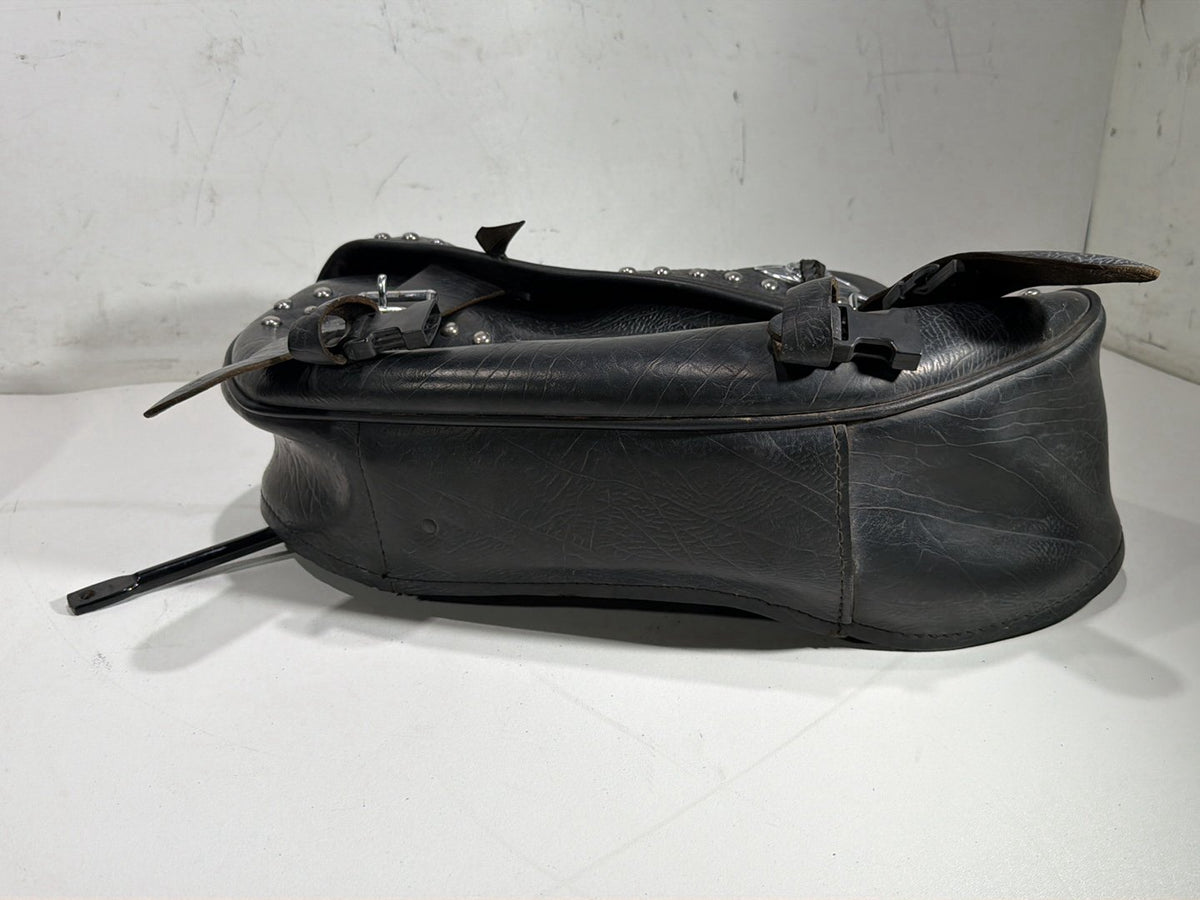 2011 Harley Heritage Softail Classic OEM Rear Right 1 Saddlebag Luggage Leather