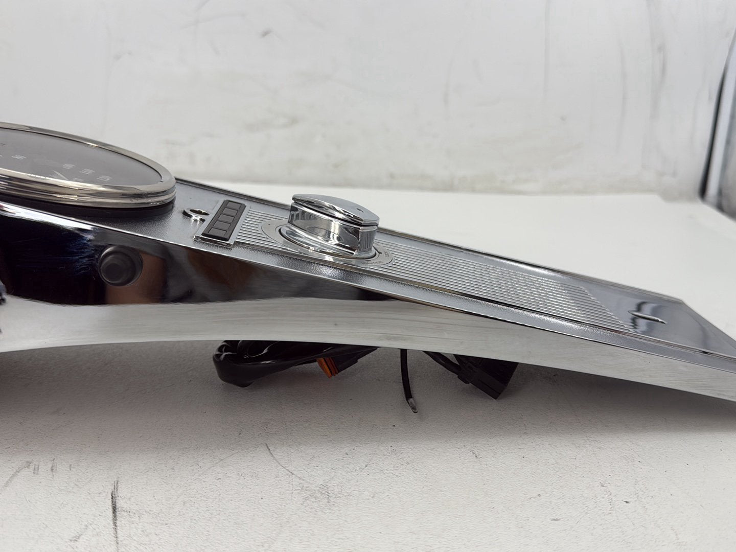 1998 Harley Road King Touring FLHRCI Classic OEM Fuel Tank Dash Console Speedometer NOKey