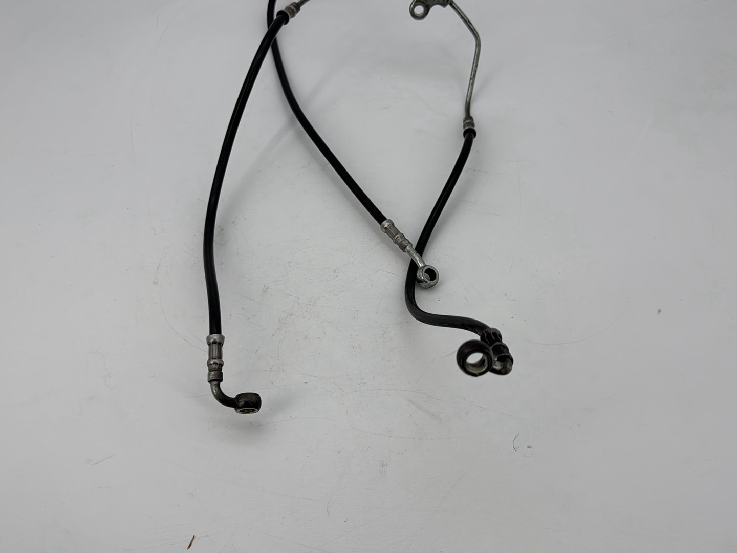 2007 - 2012 Harley-Davidson Touring Road Glide Front Brake Hose Line Pipe NON-abs 43350-08