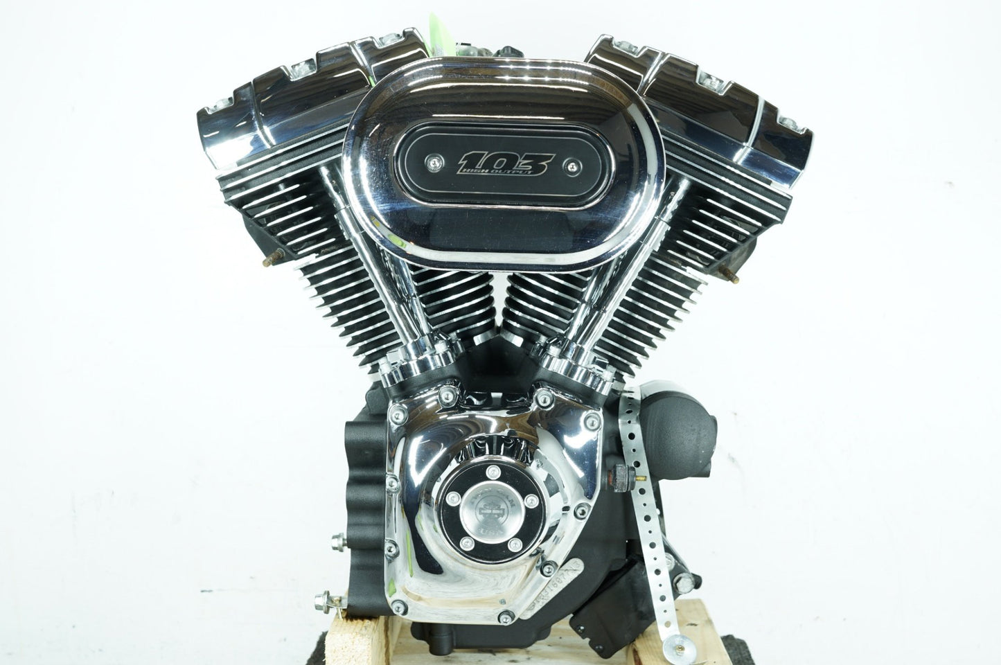 2007 - 2017 Harley-Davidson Dyna Low Rider EFI Twin Cam 103 Engine Motor 19597-16