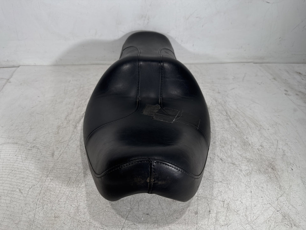 00 Harley Sportster 1200 Custom XL1200C Passenger Rider Driver Seat Saddle Torn