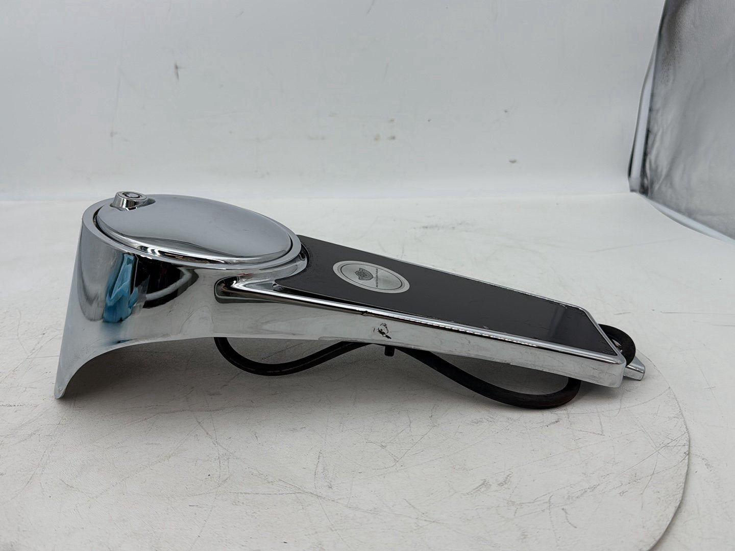 1999 - 2006 Harley-Davidson Touring Electra Glide Fuel Gas Tank Dash Console NOKey 61270-98A