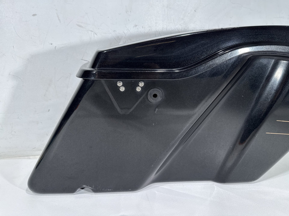 2016 Harley Road Glide Touring FLTRXS OEM Left 1 Saddlebag Luggage NO Key