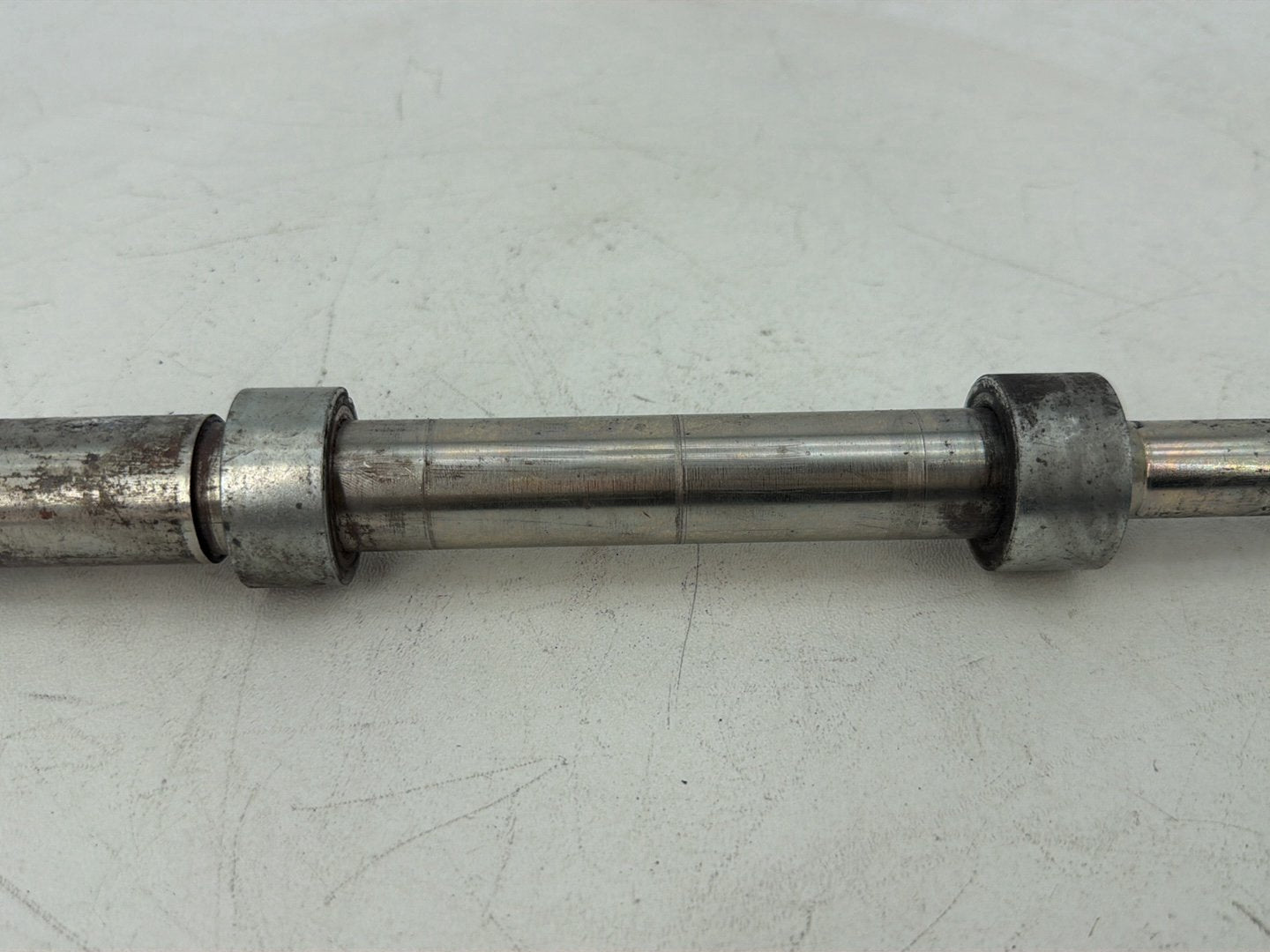 2007 - 2017 Harley-Davidson Dyna Super Glide Custom Front Wheel Axle Bolt Shaft 40928-06