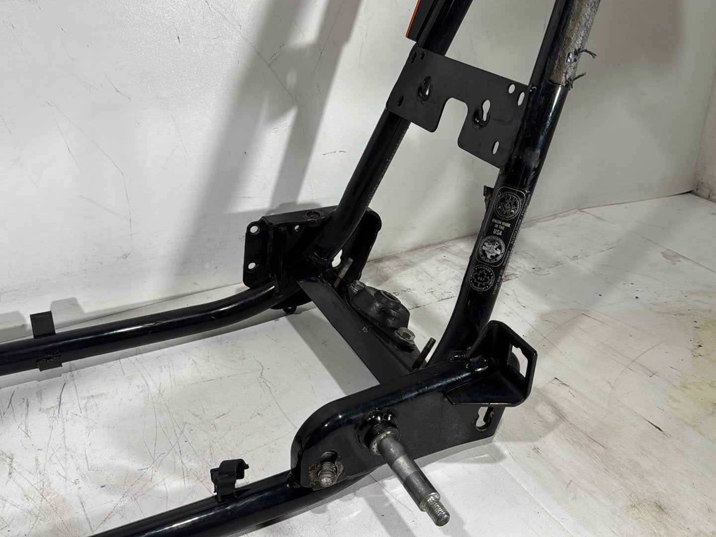 1998 Harley Road King Touring FLHRCI Classic OEM Body Main Frame Chassis CLN CLR