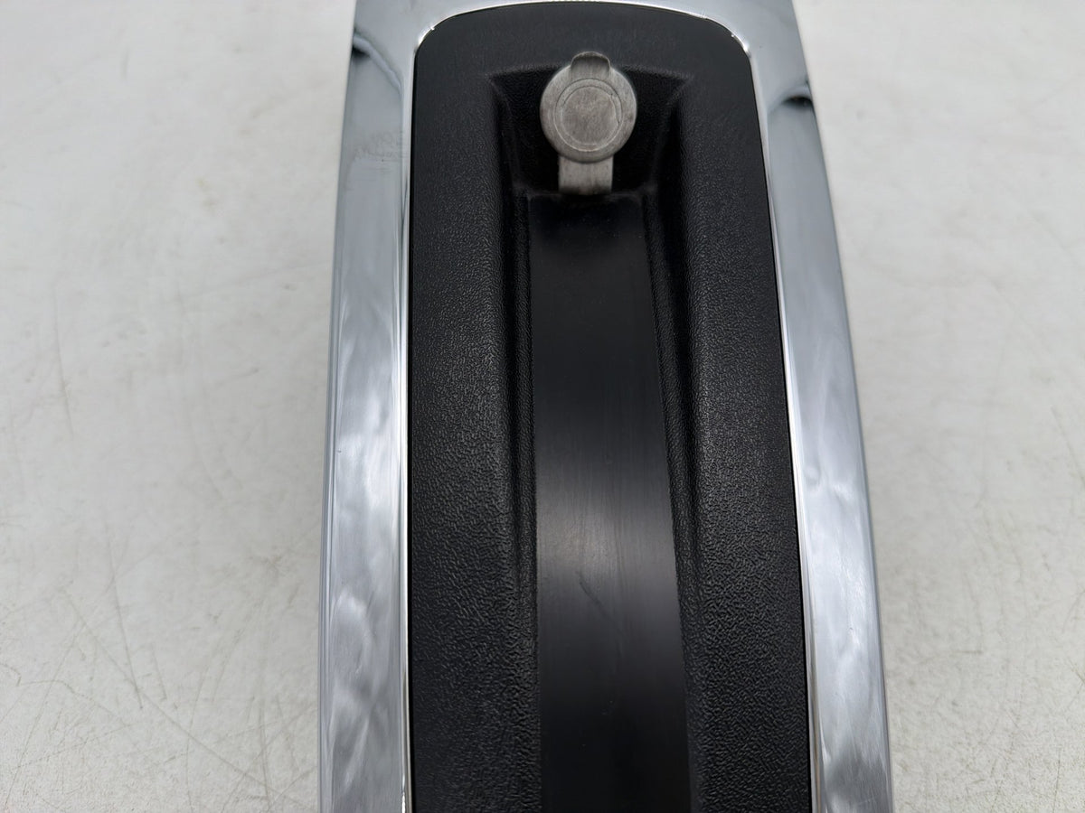 2010 Harley Electra Glide Touring Ultra OEM Fuel Gas Tank Dash Console NOKey