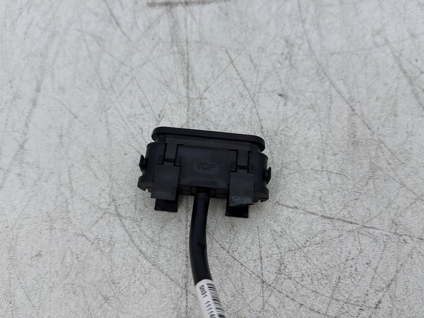 12 Harley Street Glide Touring FLHX OEM Dash Indicator Lamp Wire Plug 68789-96A