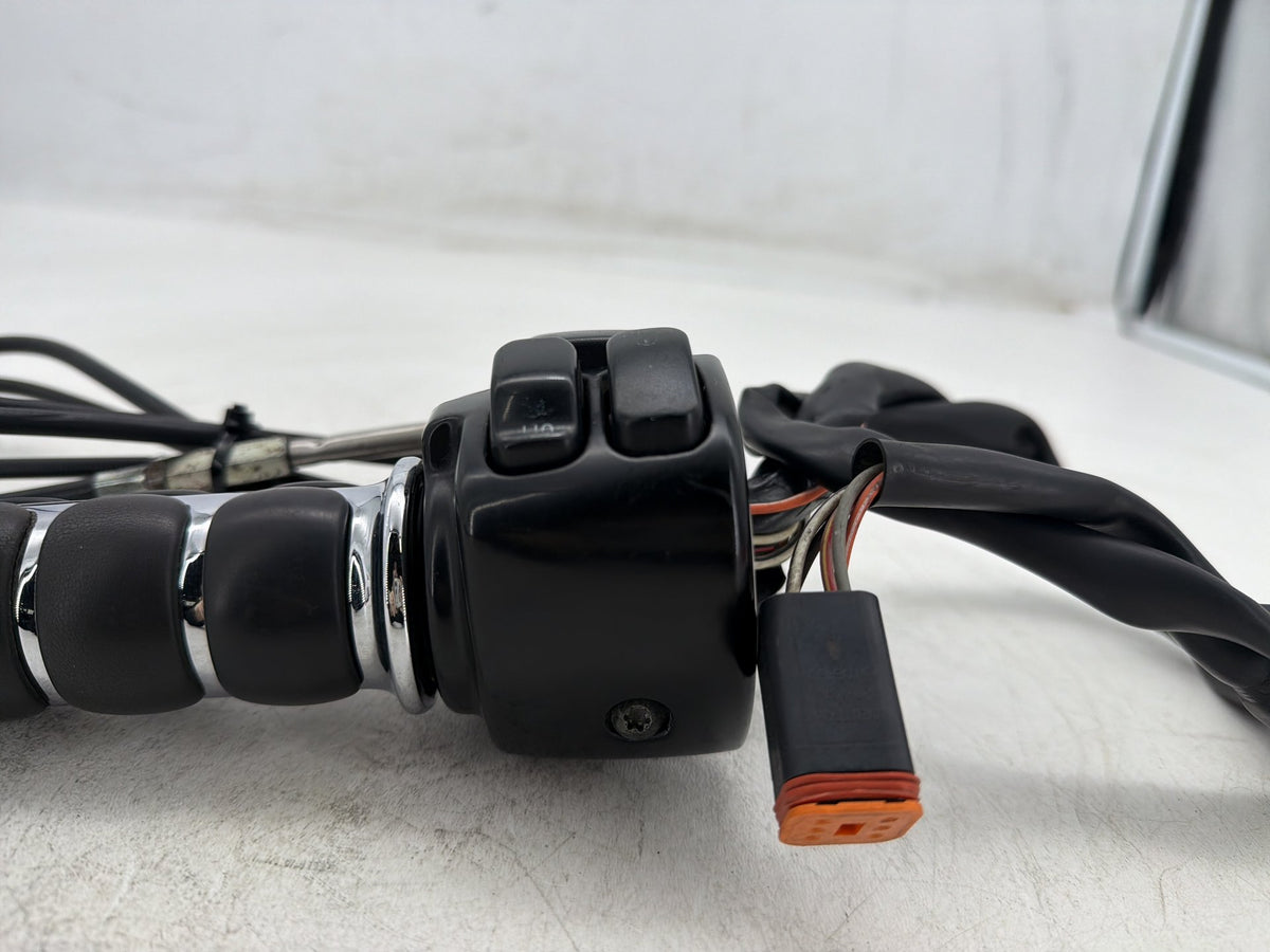 01 Harley Heritage Softail Classic OEM Right Engine Start Kill Switches Controls