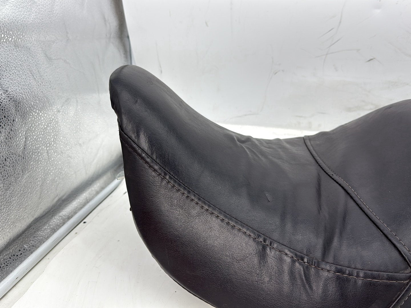 2005 Harley Road Glide Touring FLTRI OEM Passenger Rider Driver Seat Saddle