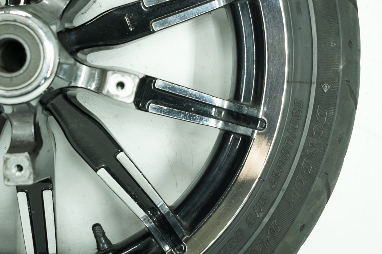 Harley-Davidson Misc  Front Wheel Rim Tire 40900391