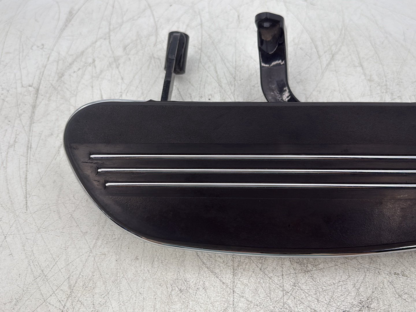 2011 Harley Street Glide Touring FLHX OEM Left Driver 1 Floorboard Foot Rest
