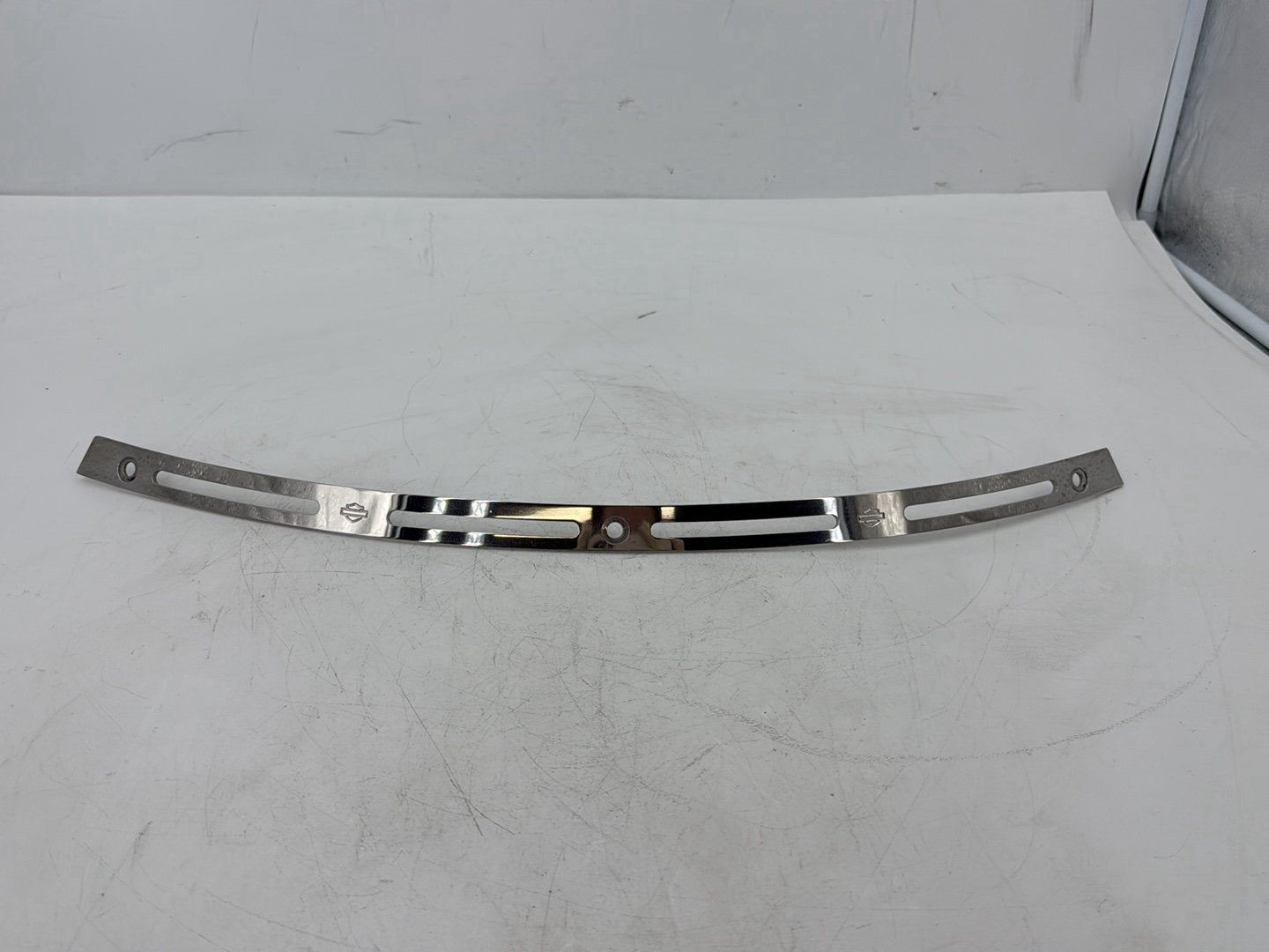 2008 Harley Touring FLHTCU Electra Glide Ultra OEM Front Windshield Mount Trim Strip 58247-96