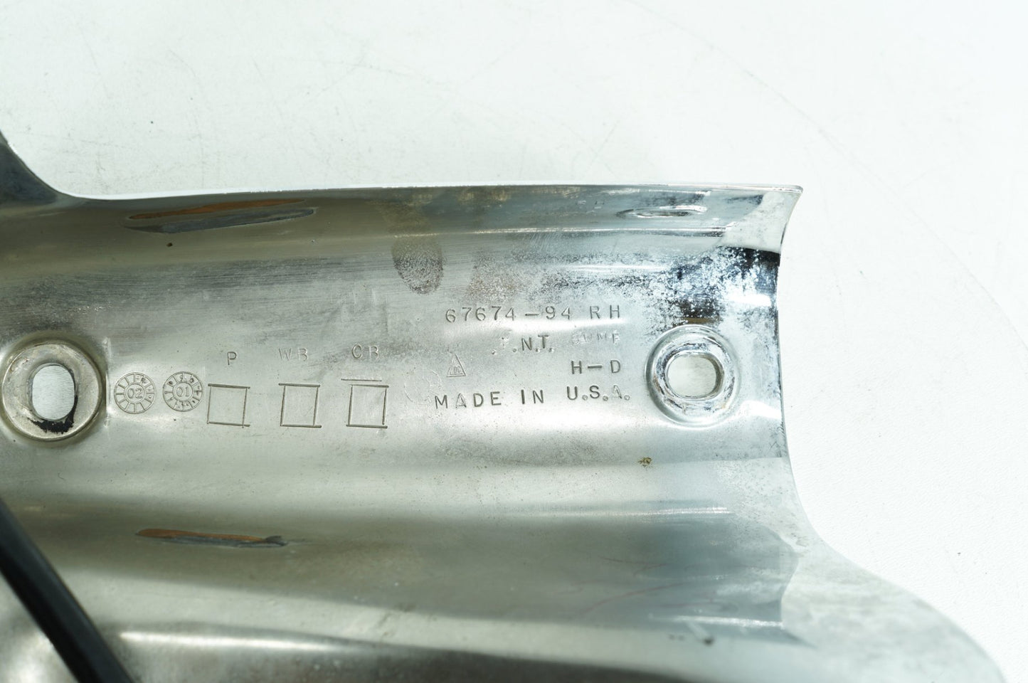 1999 - 2006 Harley-Davidson Touring Road King Classic Right Headlamp 1 Nacelle Cover Cowl  	67674-94