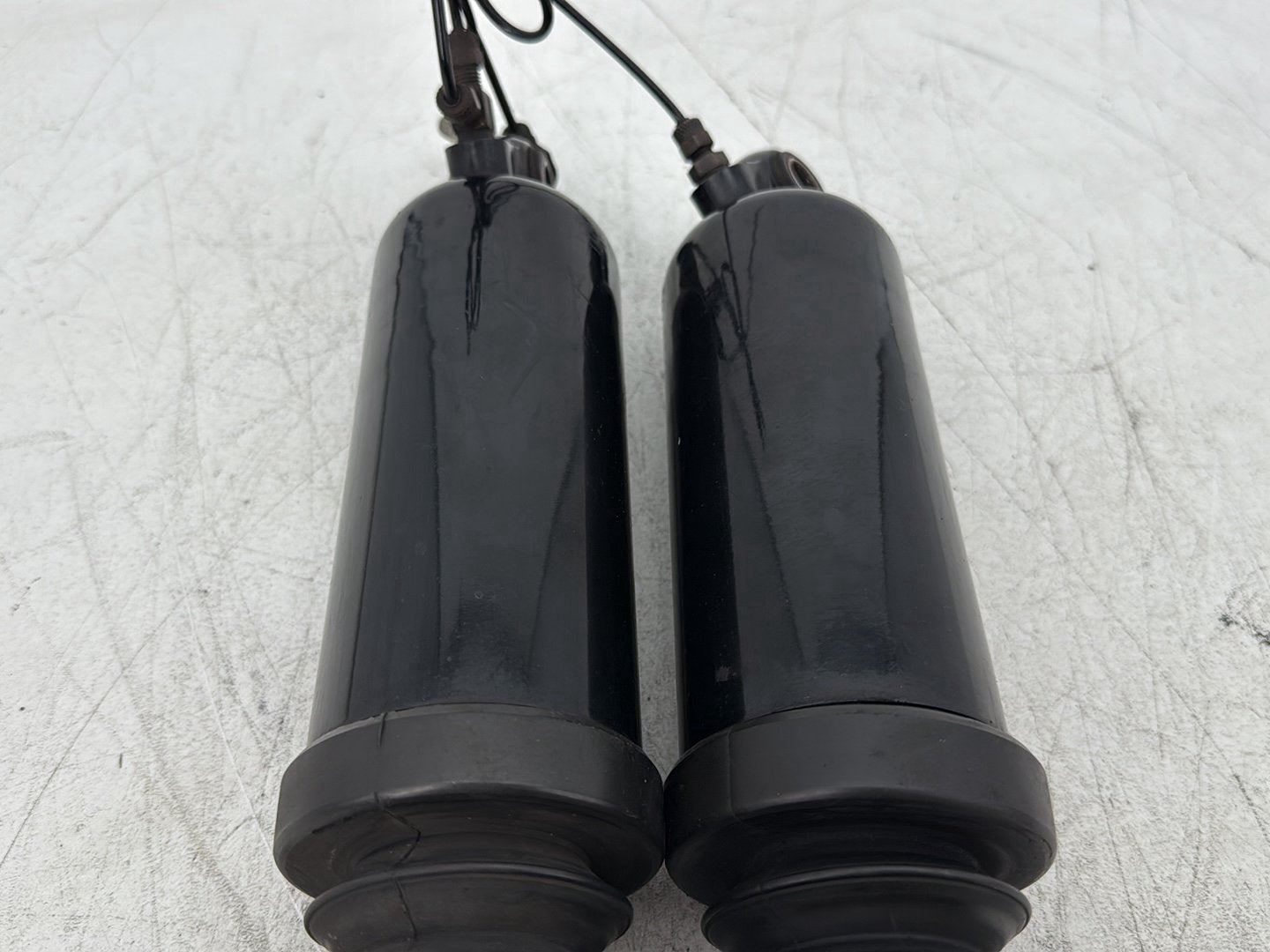 1995 Harley Road King Touring OEM Rear Left Right Shock Absorbers 13"