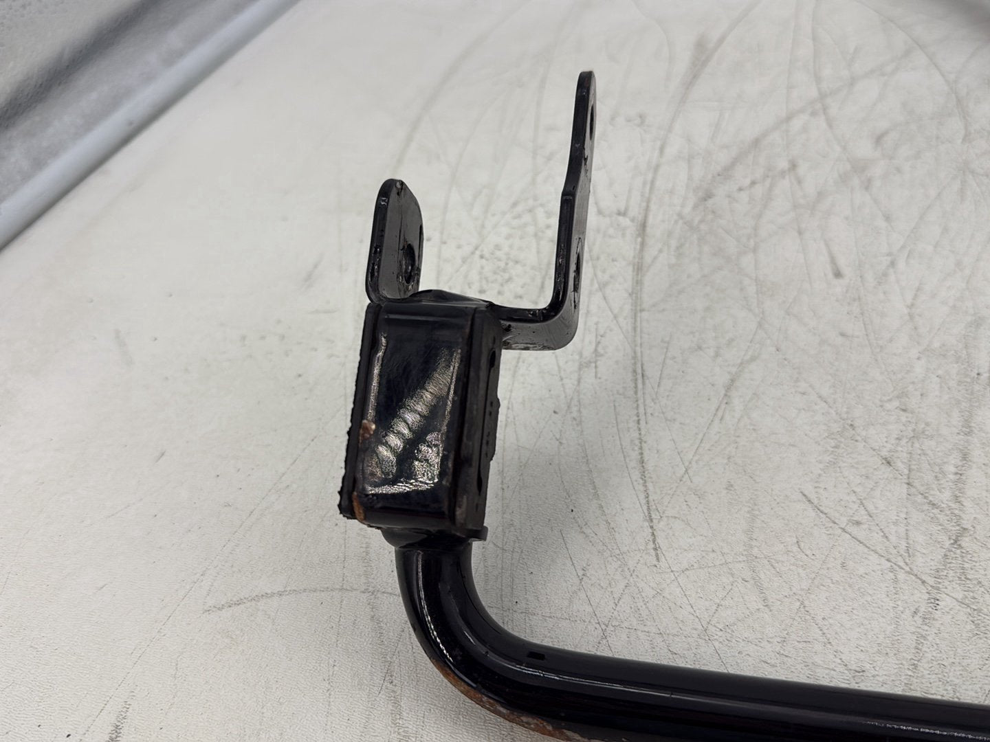 2016 Harley Road King Touring FLHR OEM Rear Left Right Saddlebag Guard Rails Bar