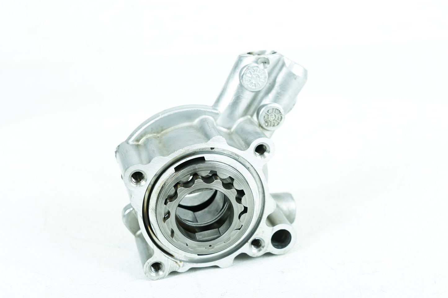 2000 - 2006 Harley-Davidson Softail Deuce Engine Motor Oil Pump Strainer 26290-99A