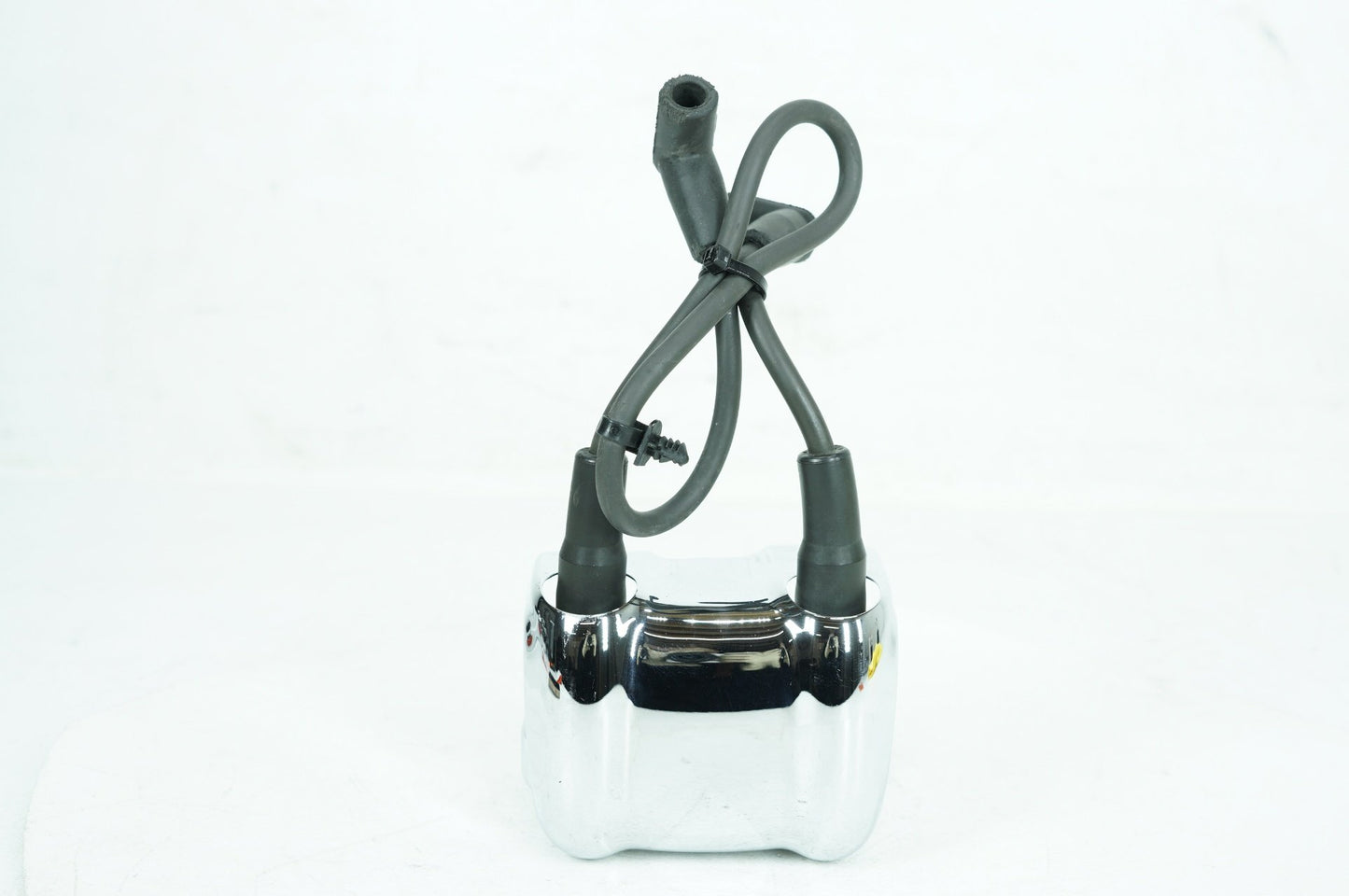 2007 - 2012 Harley-Davidson Softail Deluxe Ignition Coil Spark Plugs Cable 31696-07A