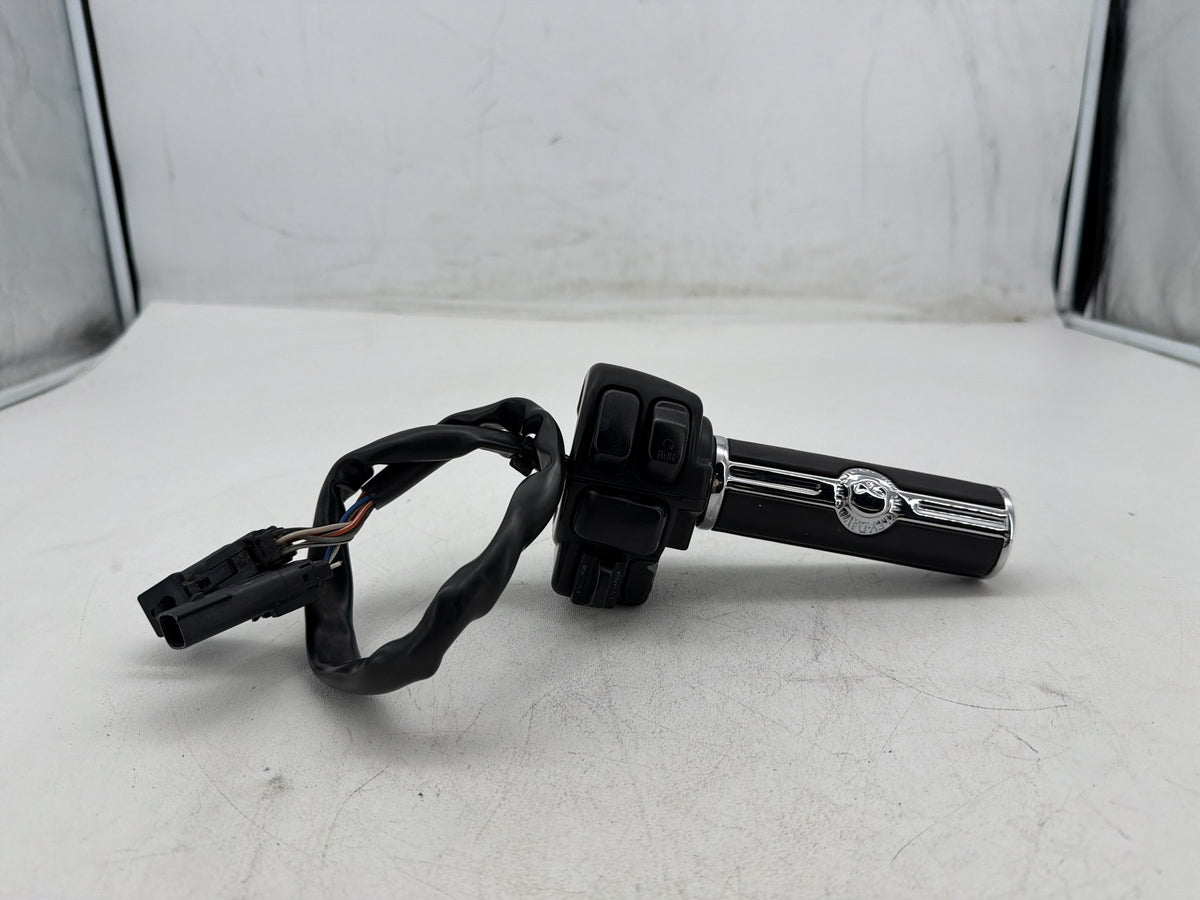 2011 Harley Road King Touring FLHR OEM Right Engine Start Kill Switches Controls
