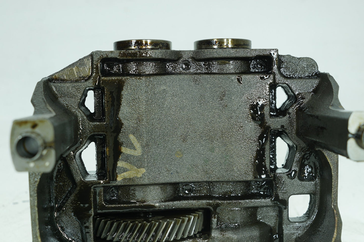 2013 - 2015 Jaguar XF  Oil Pan/Sump