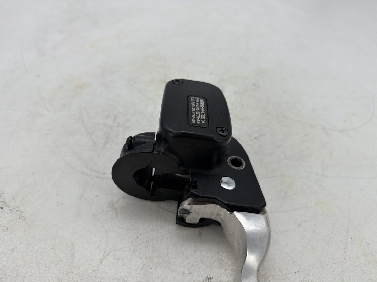 2020 Harley Softail Standard FXST OEM Front Right Brake Lever Master Cylinder