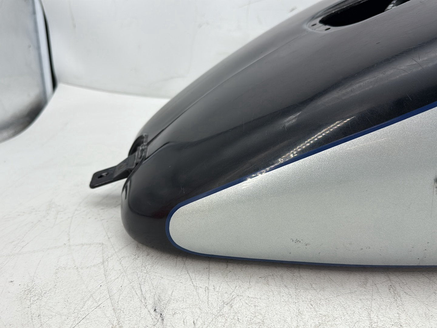2013 Harley Heritage Softail Classic FLSTC OEM Fuel Gas Tank Gasoline Reservoir
