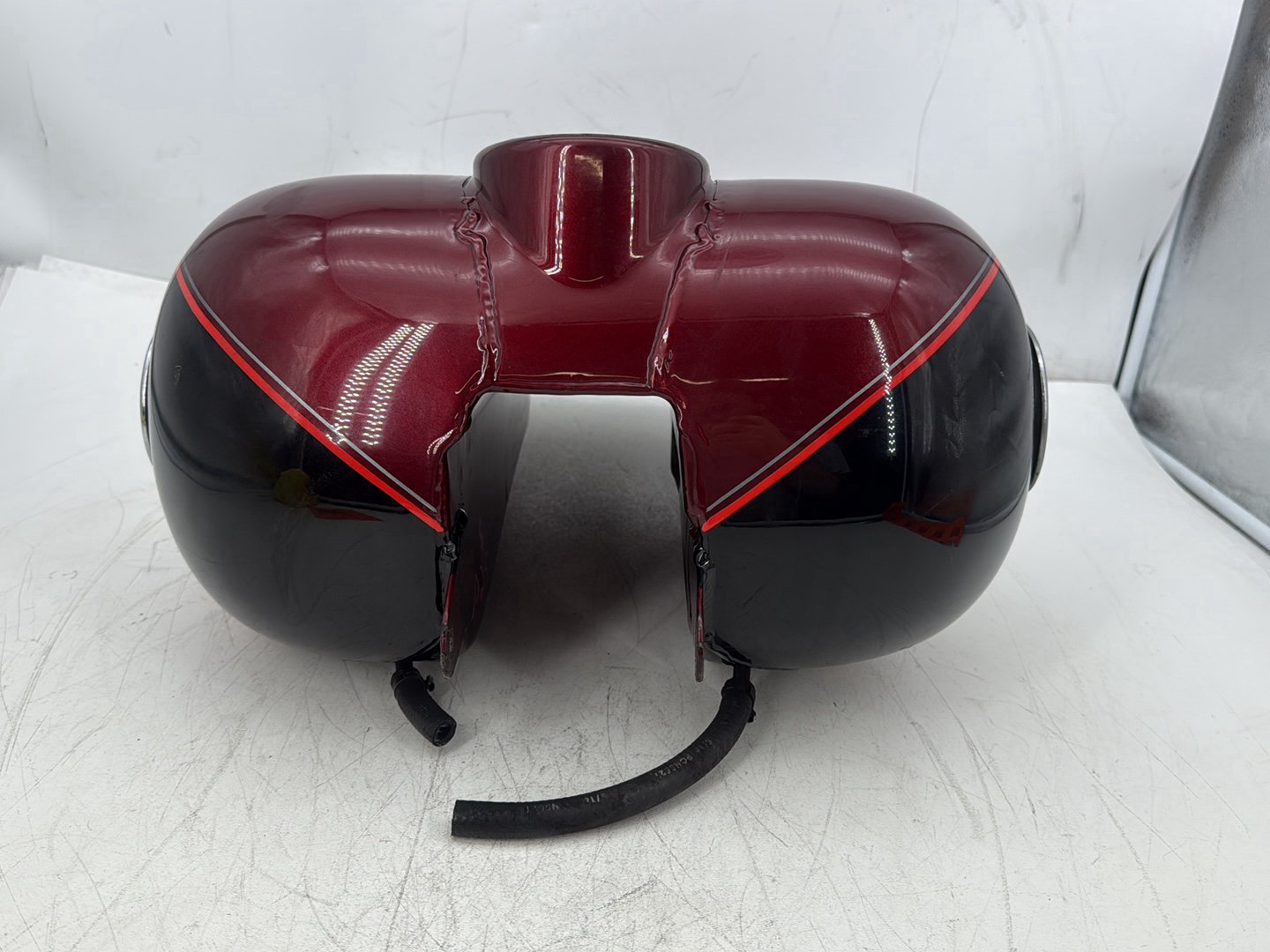 2000 Harley Touring Electra Glide Ultra Fuel Gas Tank Gasoline Reservoir DENTED
