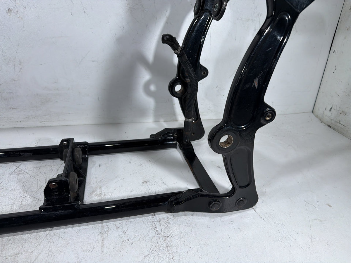 2006 Harley Softail Deuce FXSTDI OEM Body Main Frame Chassis SLVG 48887-00A