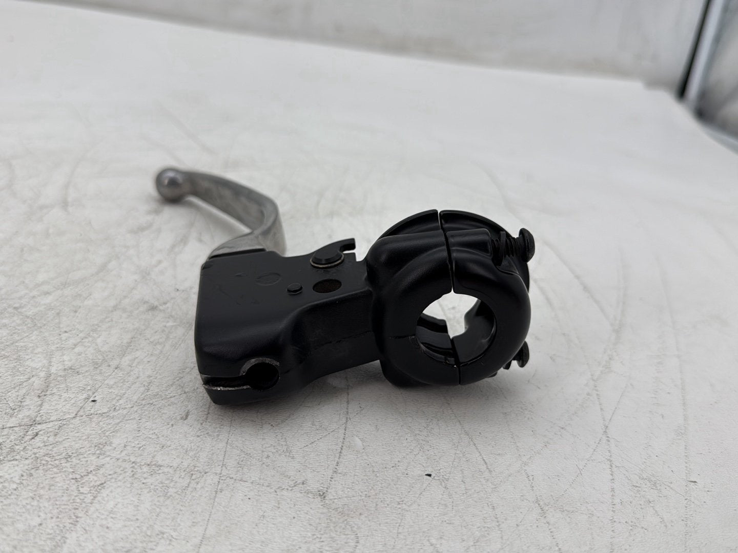 2010 Harley Street Glide Touring FLHX OEM Front Left Hand Clutch Control Lever