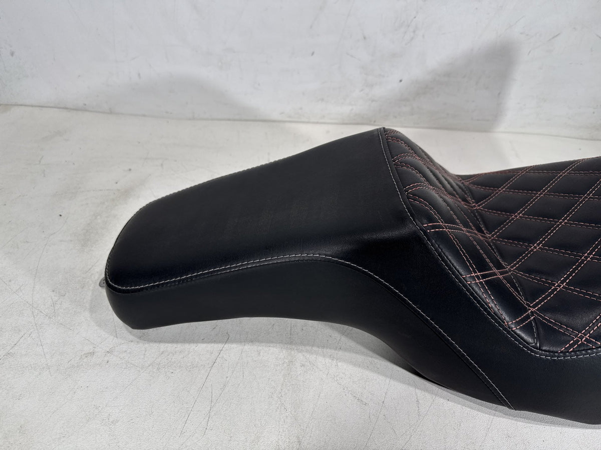 2016 Harley Dyna Fat Bob FXDF 103 OEM Passenger Rider Driver Seat Saddle