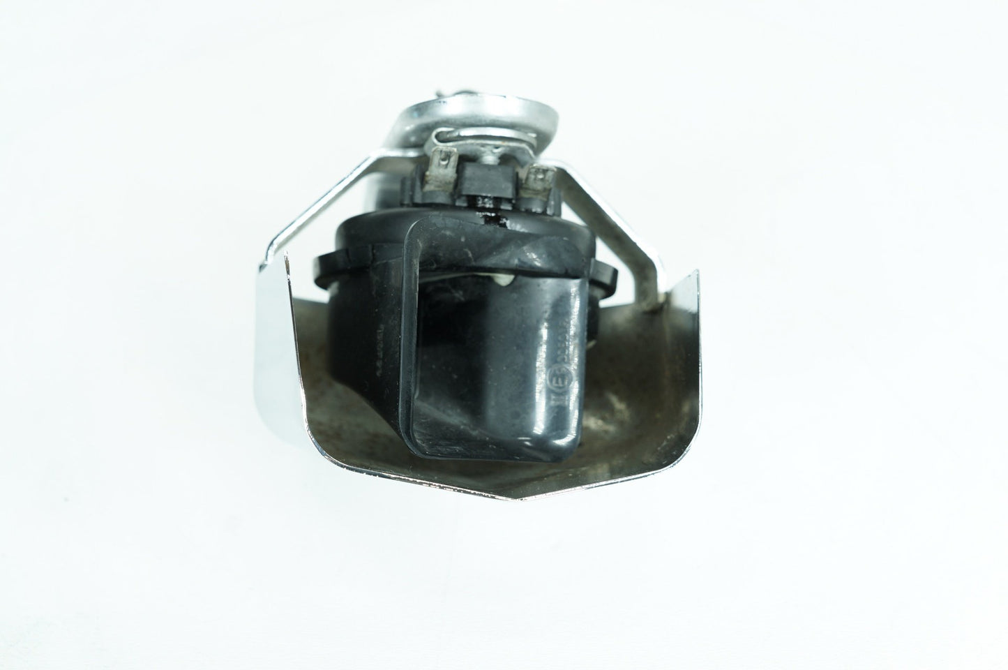 2007 - 2013 Harley-Davidson Touring Electra Glide Ultra Horn Signal Klaxon Chrome Cover 69012-93A