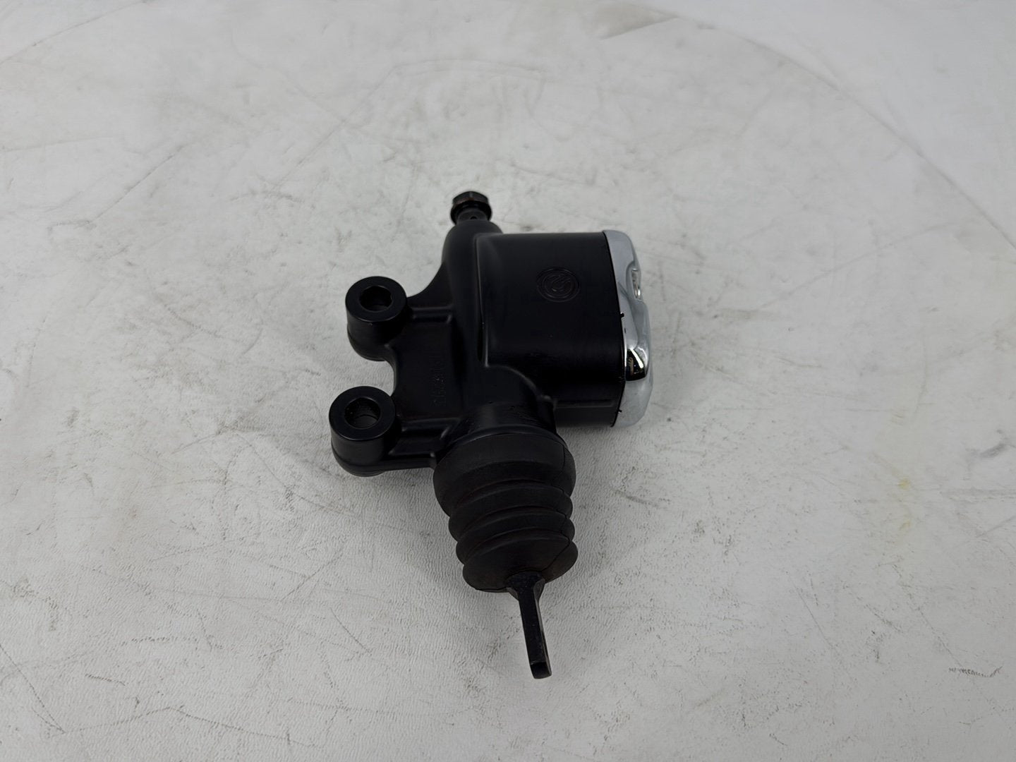 2008 - 2016 Harley-Davidson Touring Street Glide Rear Brake Master Cylinder Reservoir 41763-08C