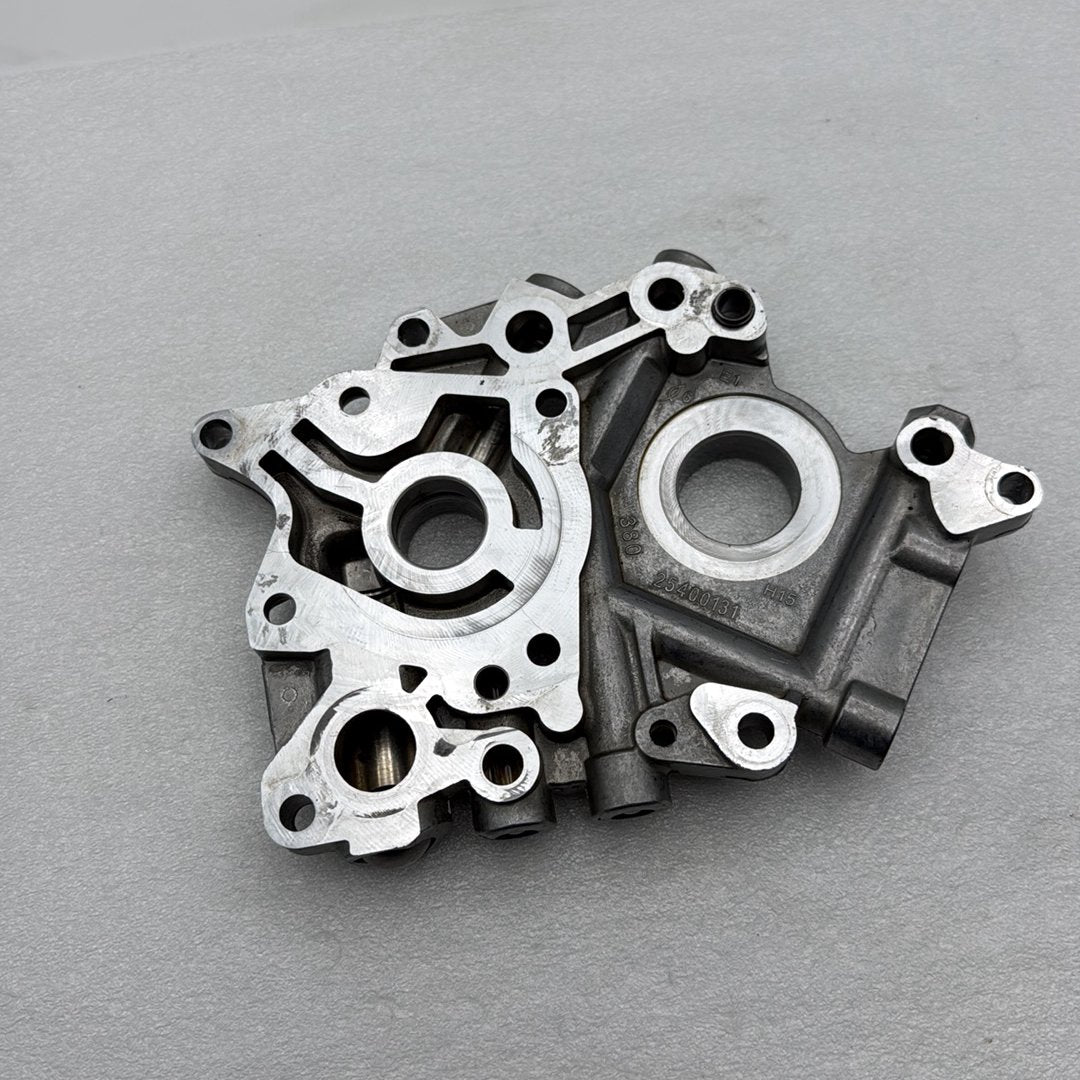 22432 2019 Harley-Davidson Softail Fat Bob 114 Engine Motor Cam Support Camshaft Plate 25400131