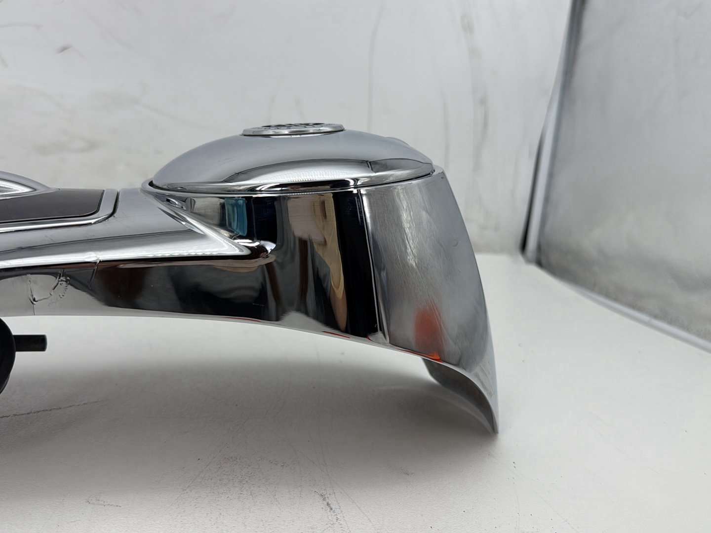 2014 Harley Electra Glide Touring CVO Screamin Eagle OEM Fuel Gas Tank Dash Console NOKey